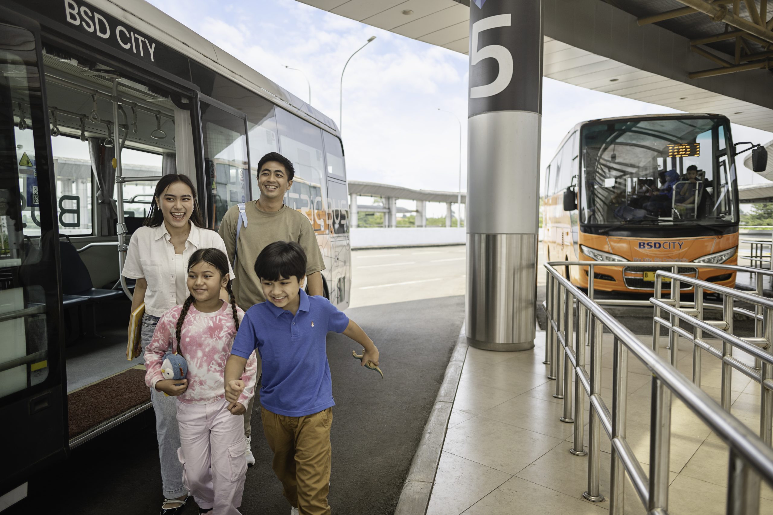 Shuttle Bus & Bus Station - BSD City